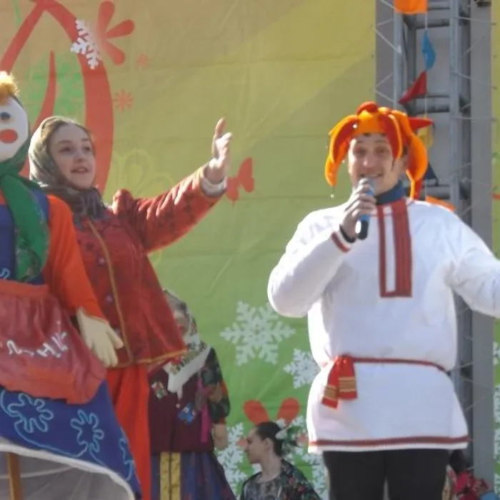 "Сударыня Масленица"