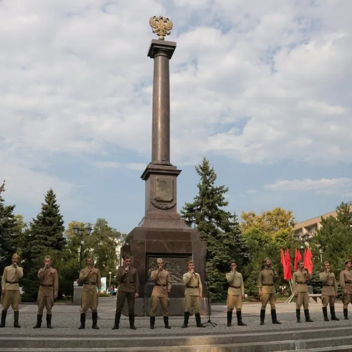"Большой подвиг маленького города"