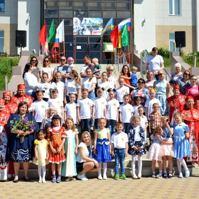 Концерт "Весеннее настроение"