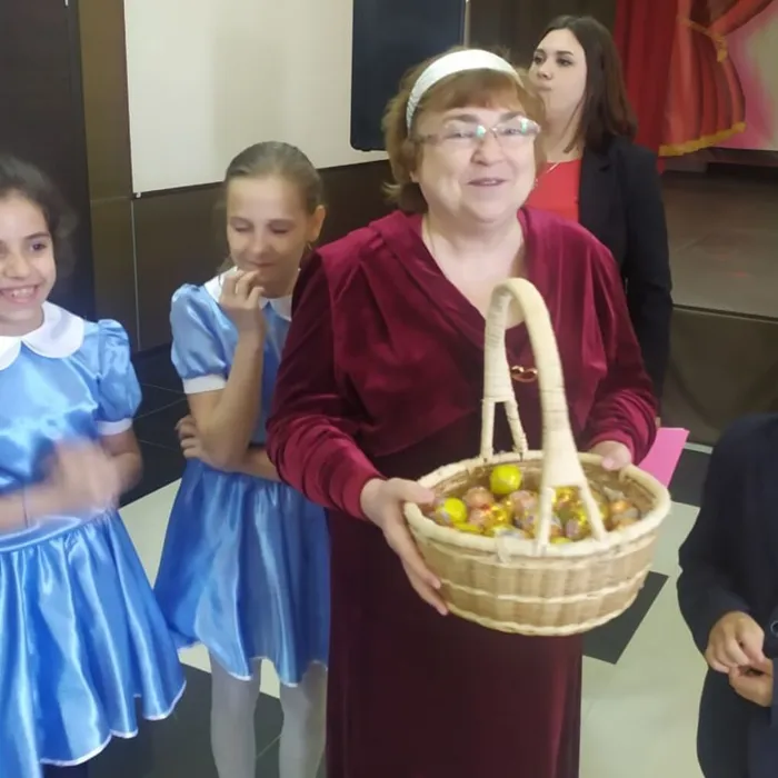 Развлекательно-игровая программа «Сладок праздничный кулич»
