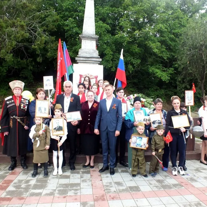 Митинг «Живет Победа в поколениях»